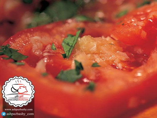 سالاد گوجه فرنگی مصری با طعم سیر