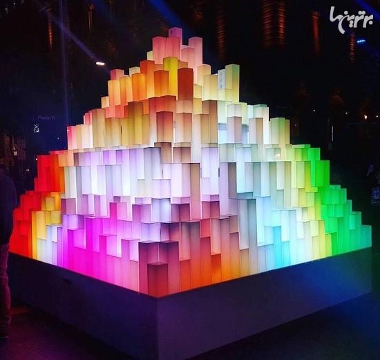 سیدنی در نمایشی جذاب از نورهای رنگارنگ
