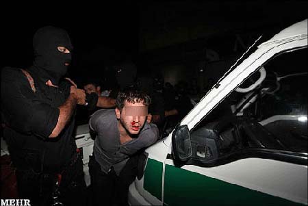 تصاویر اجرای طرح دستگیری اراذل و اوباش