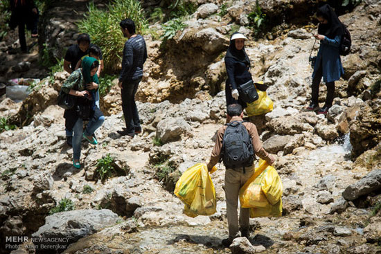 تصاویری از پاکسازی طبیعت آبشار مارگون