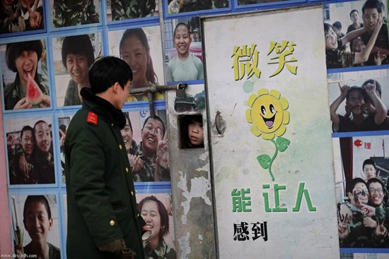 اردوگاه ترک اعتیاد به اینترنت در چین +عکس