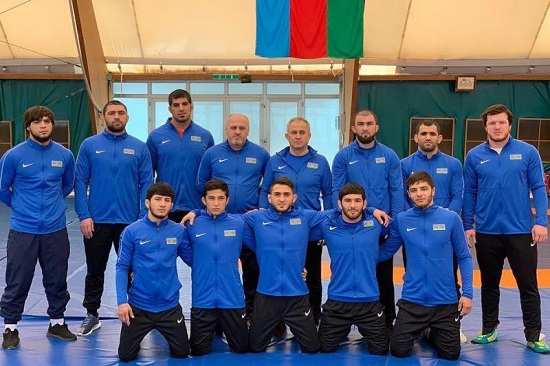 یک ایرانی به تیم ملی کشتی آذربایجان پیوست