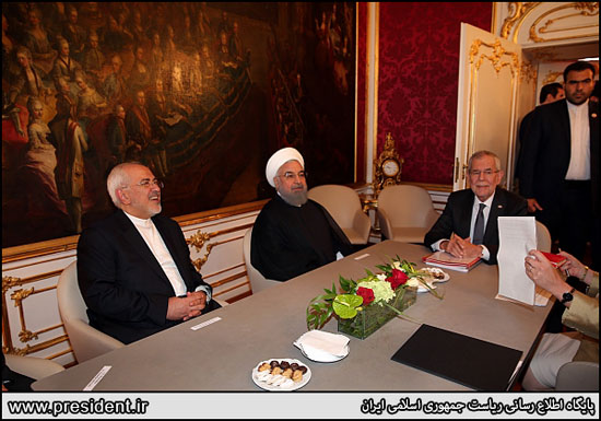 استقبال رئیس جمهور اتریش از دکتر روحانی