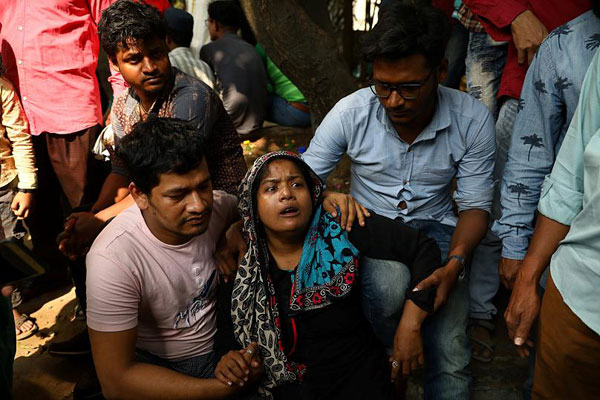 آتش‌سوزی در پایتخت بنگلادش؛ ۷۰ نفر کشته شدند
