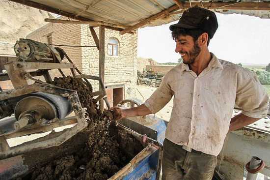 عکس: کارگران کوره آجرپز خانه