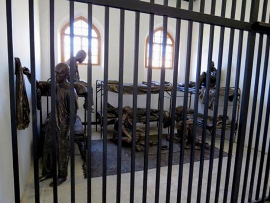 اسرار زندان سیاسی قصر؛ دخمه مرگ