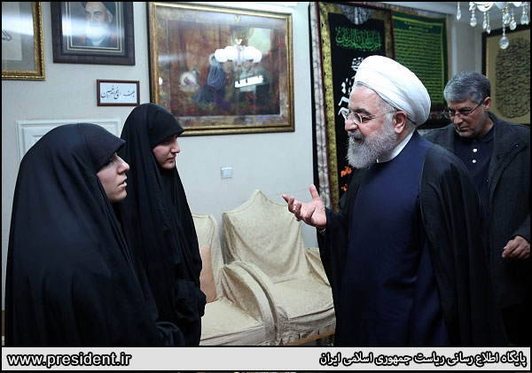 حضور روحانی در منزل سردار شهید سلیمانی