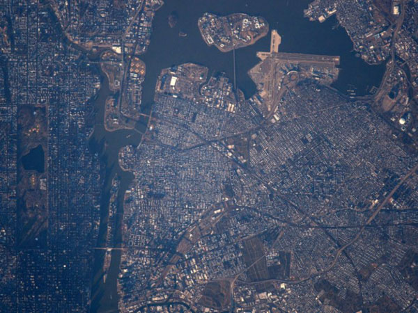 تصاویر خیره کننده از فرودگاه‌ها که از فضا گرفته شده‌اند