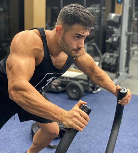 تمرینات سخت ورزشی‌ سام اصغری، نامزد ایرانی بریتنی اسپیرز