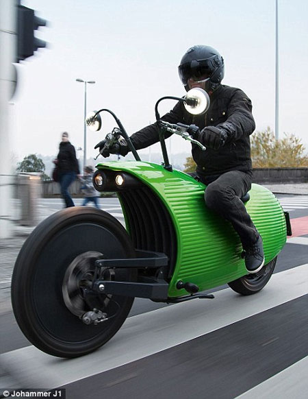 موتورسیکلت الکتریکی با قابلیت تولید برق