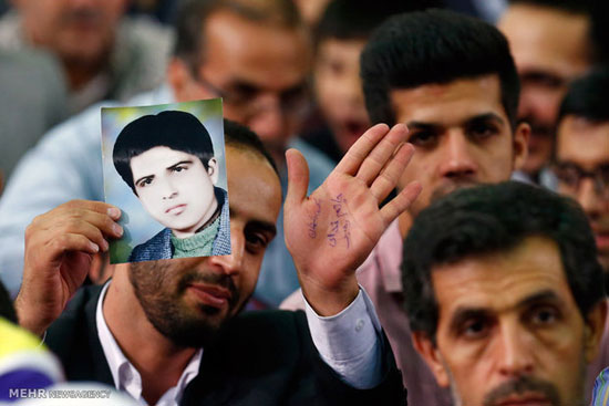 عکس: دیدار خانواده‌های شهدای هفتم تیر با رهبر انقلاب
