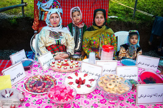 عکس: جشنواره «توت فرنگی» در فندرسک