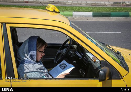 اقدام فرهنگی یک راننده تاکسی +عکس