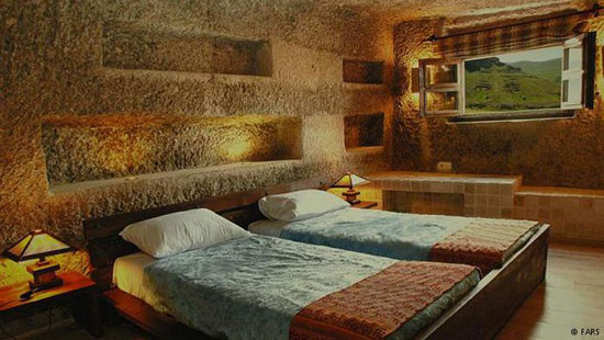 زیبایی‌های ایران: هتل صخره‌ای کندوان