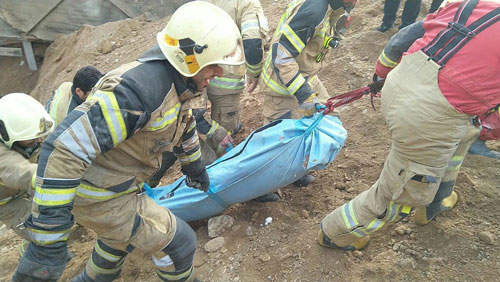 کارگر ایرانی زیر آوار ساختمان جان باخت