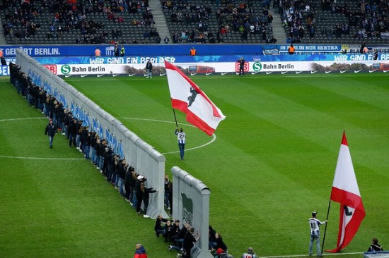 چرا اتحاد دو آلمان در فوتبال نتیجه نداد