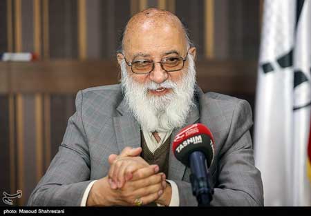 چمران: شهردار تهران باید از مردم عذرخواهی بکند