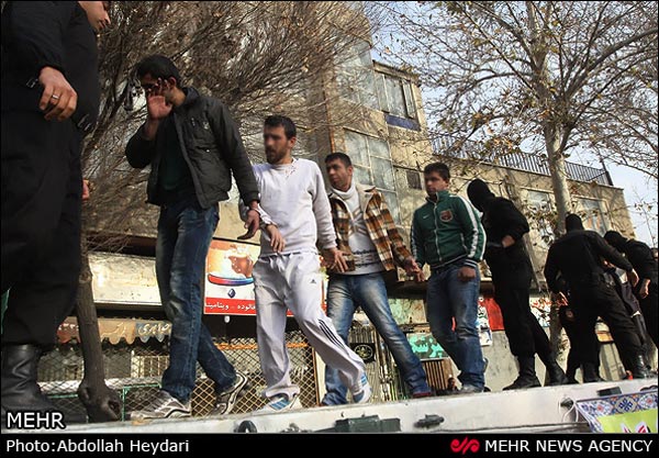 گزارش تصویری: بازداشت اراذل و اوباش تهران