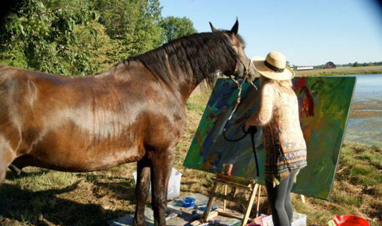 آثار 2500 دلاری اسبِ هنرمند! +عکس