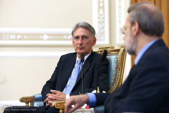عکس: دیدار وزیر خارجه انگلیس با لاریجانی
