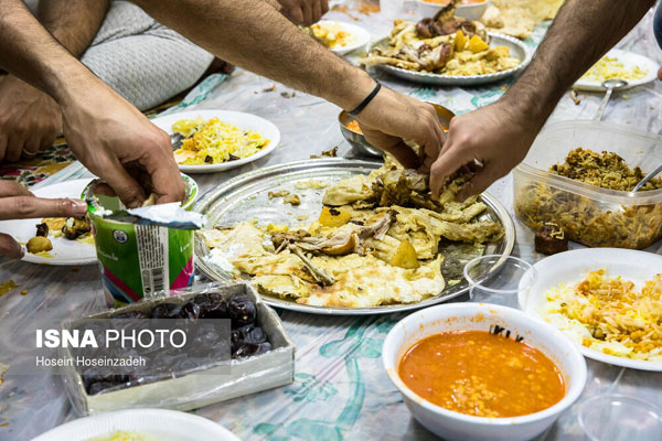 روزه‌داری به سبک دانشجویان دانشگاه فردوسی