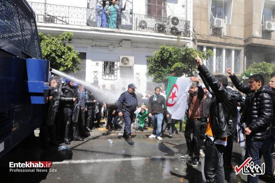 سرکوب تظاهرات در الجزایر