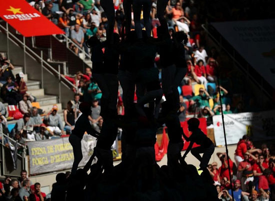 مسابقه تشکیل هرم انسانی در کاتالونیای اسپانیا
