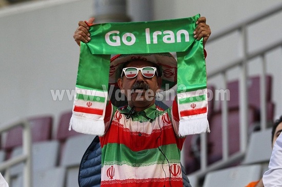 ایرانیِ وفادار در ورزشگاه عبدالله بن‌خلیفه