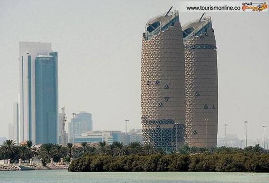 معماری زیبای برج های دوقلوی ابوظبی
