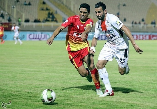 عباسیان: خدا را شکر که پایم نشکست