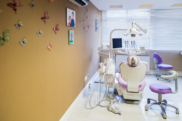 مدرنترین مرکز تخصصی دندانپزشکی، پوست، مو و زیبایی