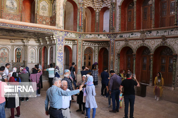 تصاویری از خانه تاریخی بروجردی‌ها در کاشان
