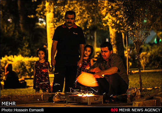 شب نشینی در پارکهای تهران