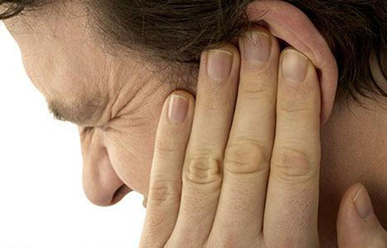 15 درمان خانگی برای جوش داخل گوش