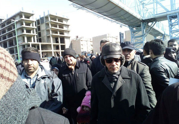 پوشش متفاوت سرلشگر باقری در راهپیمایی تهران