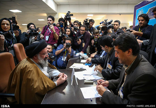 عکس: ثبت نام داوطلبان مجلس خبرگان
