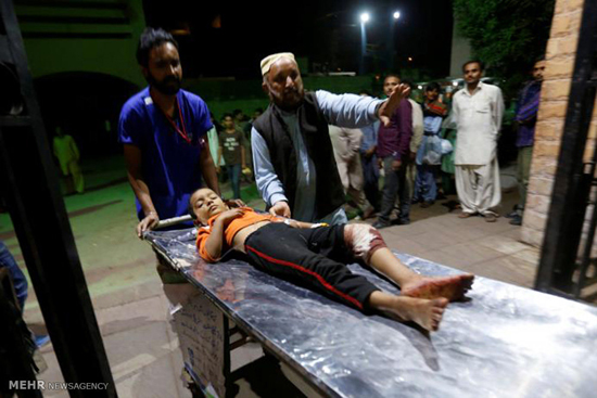 انفجار در زیارتگاه صوفیان در پاکستان