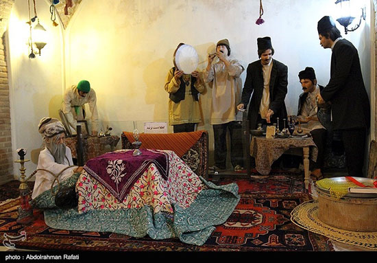 جشنواره سنتی کرسی نشینی در همدان