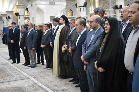 تجدید میثاق اعضای شورای شهر با آرمان‌های امام