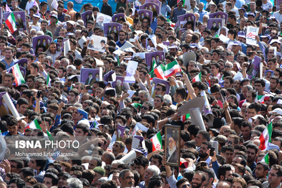 عکس: استقبال از روحانی در کرمانشاه