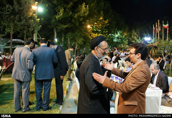 عکس: اصلاح‌ طلبان در ضیافت افطاری عارف