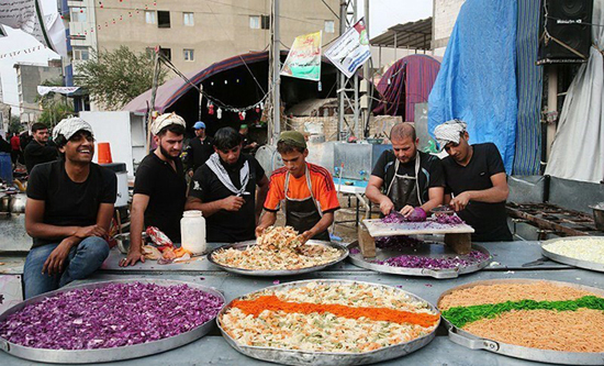 خدمت رسانی به زائران اربعین