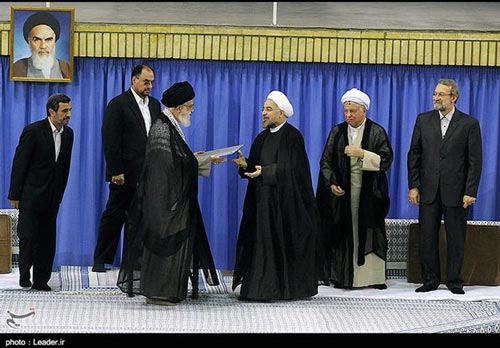 حسن روحانی رسماً رئیس‌ جمهور ایران شد